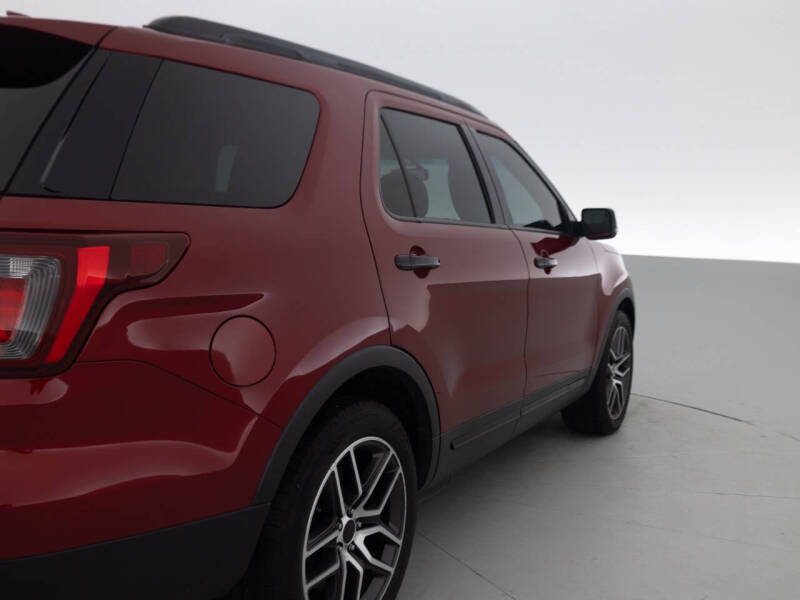 2016 Ford Explorer Sport