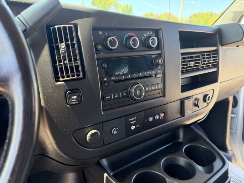 2017 Chevrolet Express 2500