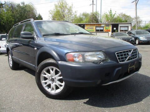 2004 Volvo XC70 for sale at Unlimited Auto Sales Inc. in Mount Sinai NY