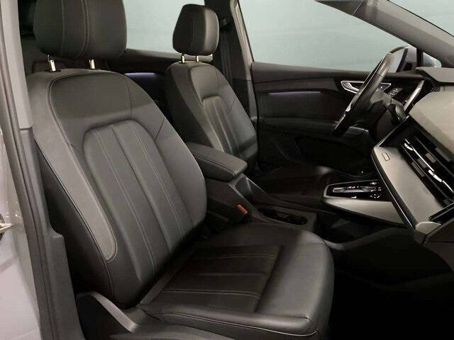 2024 Audi Q4 e-tron quattro Premium 55