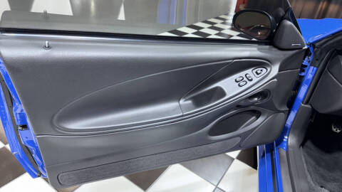 2003 Ford Mustang Mach 1 Premium