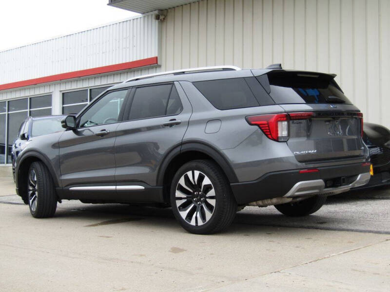 2025 Ford Explorer Platinum