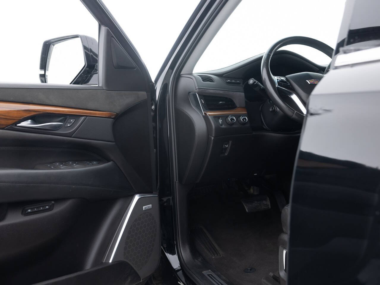 Used Car 2017 Cadillac Escalade  Premium Luxury 4x4 4dr Suv For Sale Under $30,000 In Coal City, Illinois