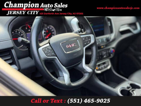 2023 GMC Terrain SLT