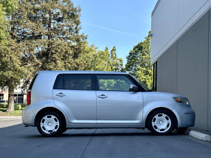 2008 Scion xB