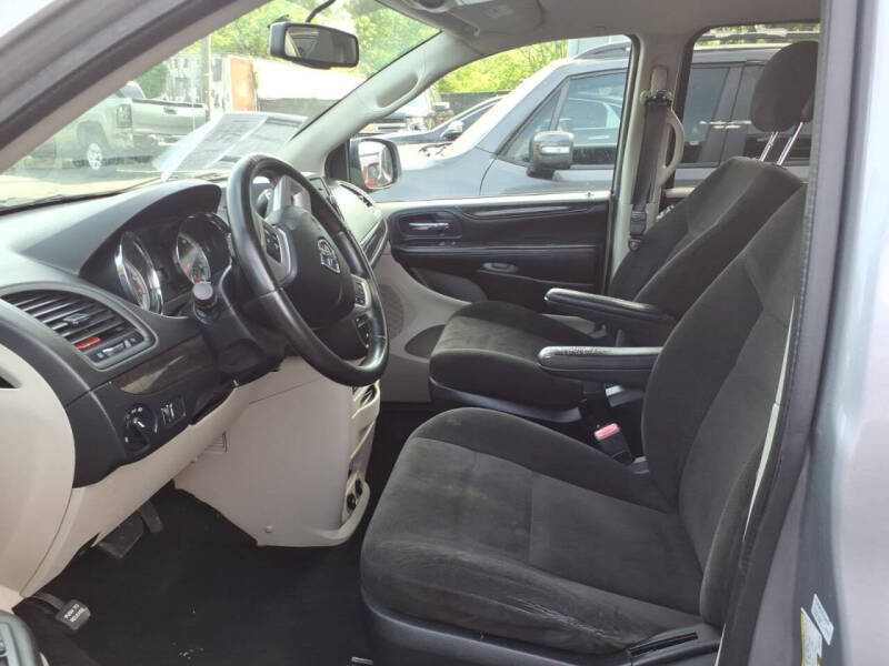 2016 Dodge Grand Caravan SE