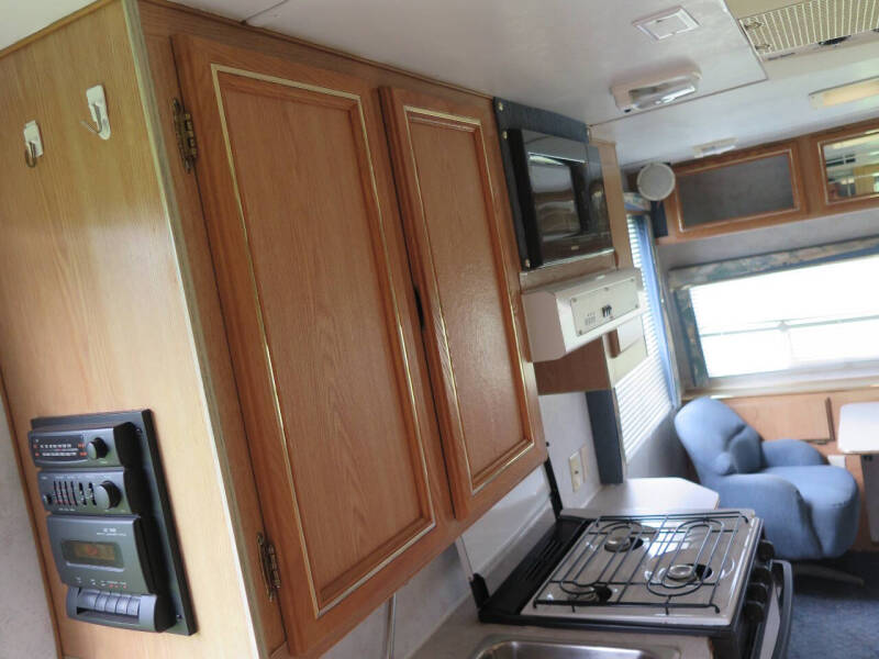 1999 Heartland Shadow Cruiser