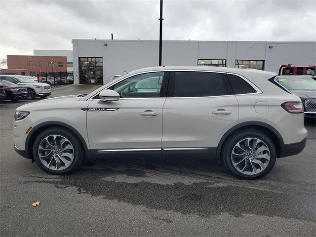 2022 Lincoln Nautilus Reserve