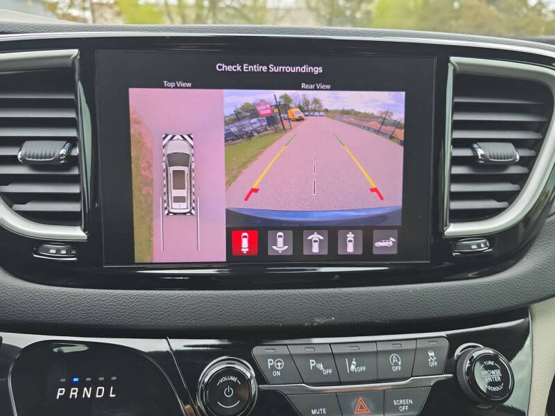 2023 Chrysler Pacifica Touring L