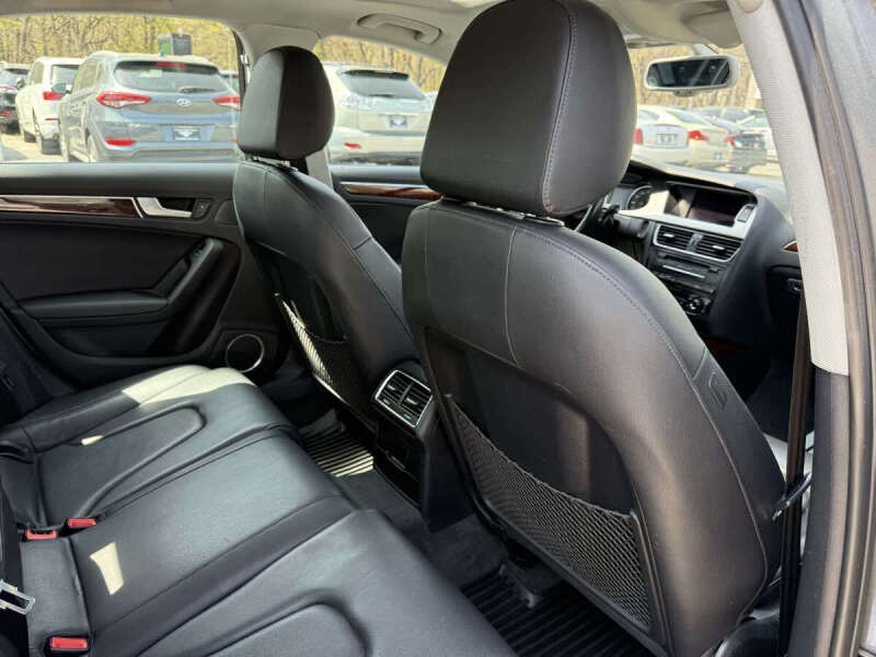 2012 Audi A4 2.0T quattro Prestige