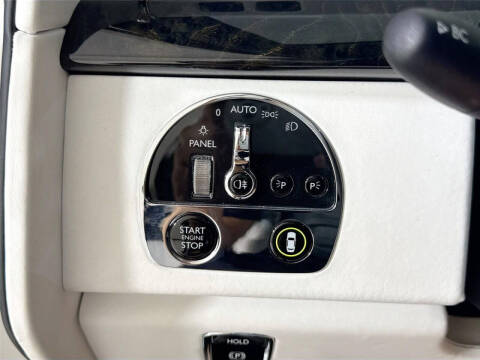 2023 Rolls-Royce Phantom