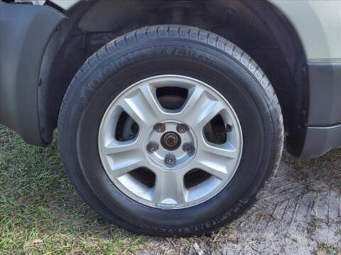 2004 Ford Escape XLT