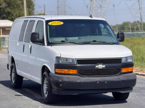 2019 Chevrolet Express 2500
