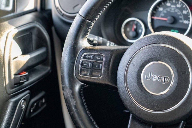 2012 Jeep Wrangler Unlimited Sport