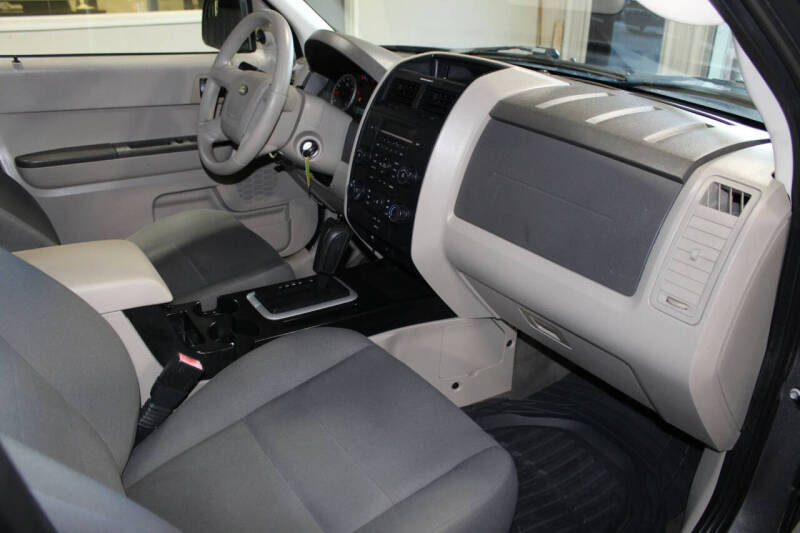 2011 Ford Escape XLS