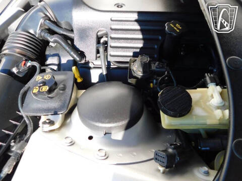 2004 Ford Thunderbird Deluxe