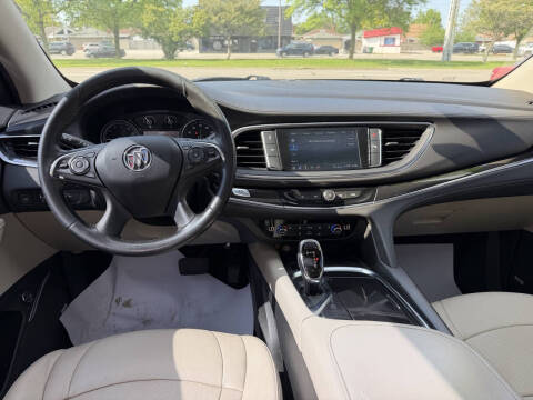 2021 Buick Enclave Essence