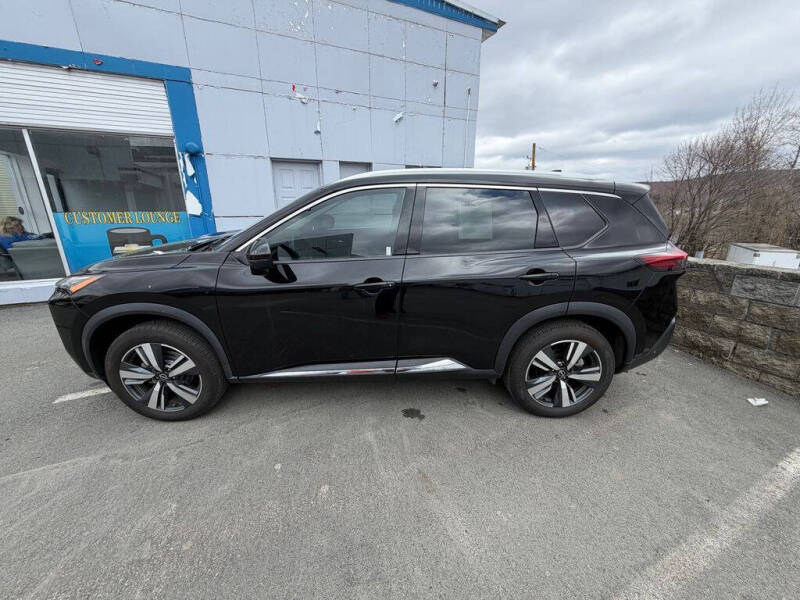 2023 Nissan Rogue SL