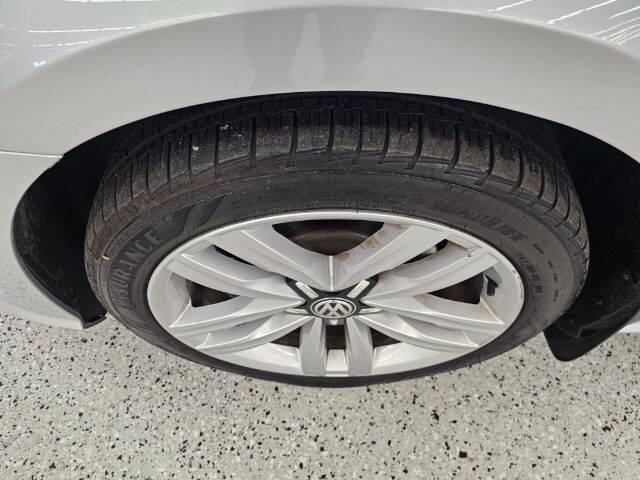 2016 Volkswagen Passat V6 SEL Premium