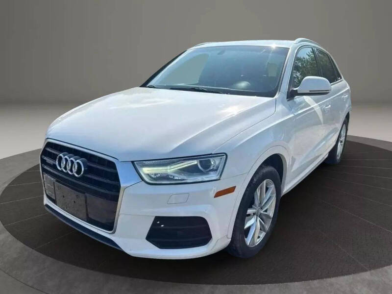 2017 Audi Q3 2.0T quattro Premium Plus