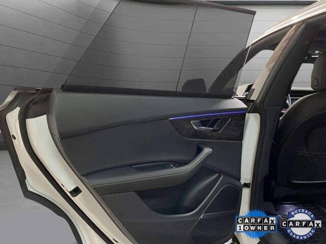 2023 Audi Q8 quattro Premium Plus 55 TFSI