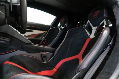 2016 Lamborghini Aventador LP 750-4 SV