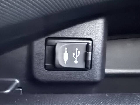 2016 Toyota Prius c Three