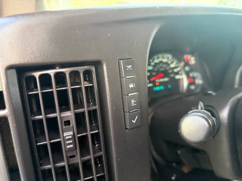 2016 Chevrolet Express 2500