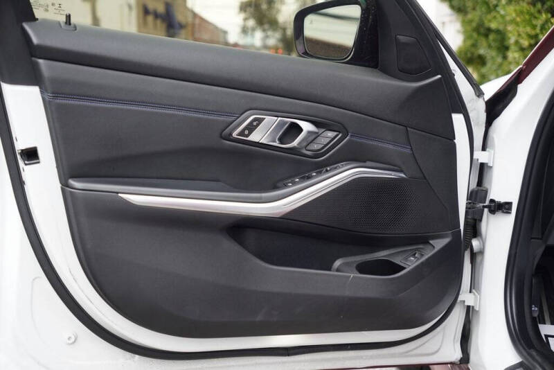 2019 BMW 3 Series 330i xDrive