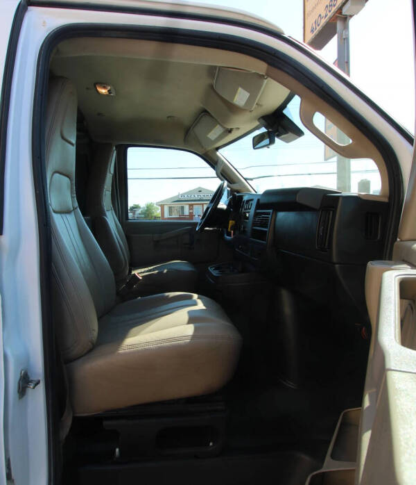 2020 Chevrolet Express 3500