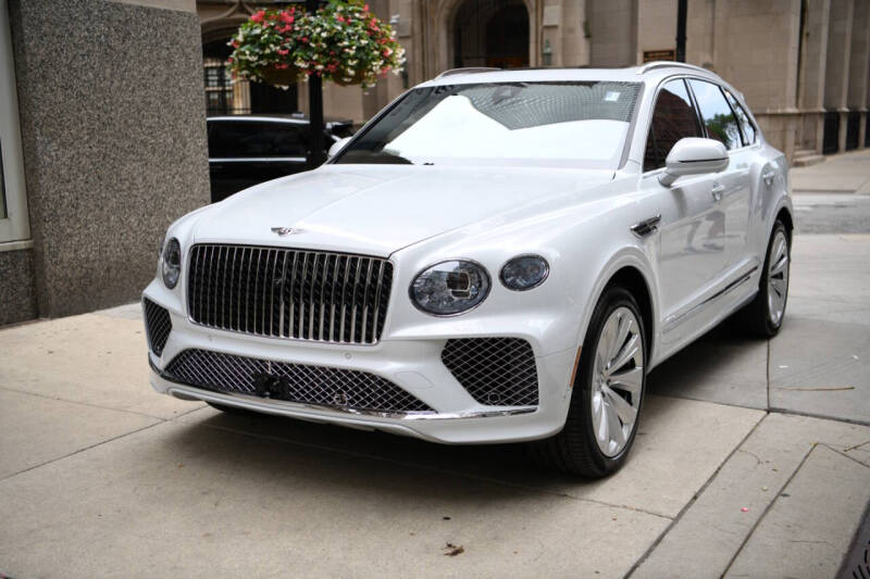 2024 Bentley Bentayga Azure V8