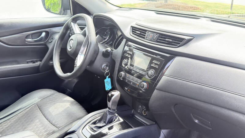 2017 Nissan Rogue SL