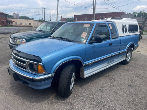 1997 Chevrolet S-10 for sale at Trocci's Auto Sales in West Pittsburg PA