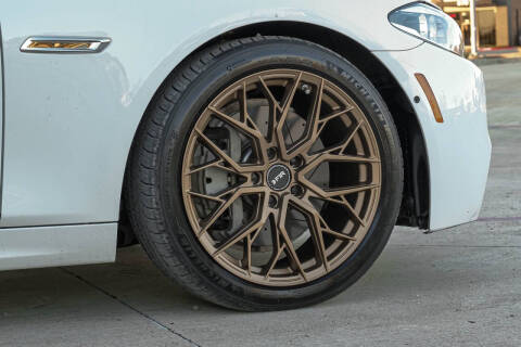 2016 BMW 5 Series 550i