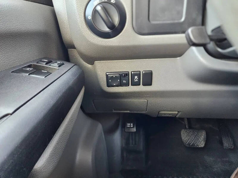 2016 Nissan NV 1500 S