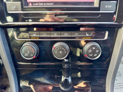 2018 Volkswagen Golf GTI S