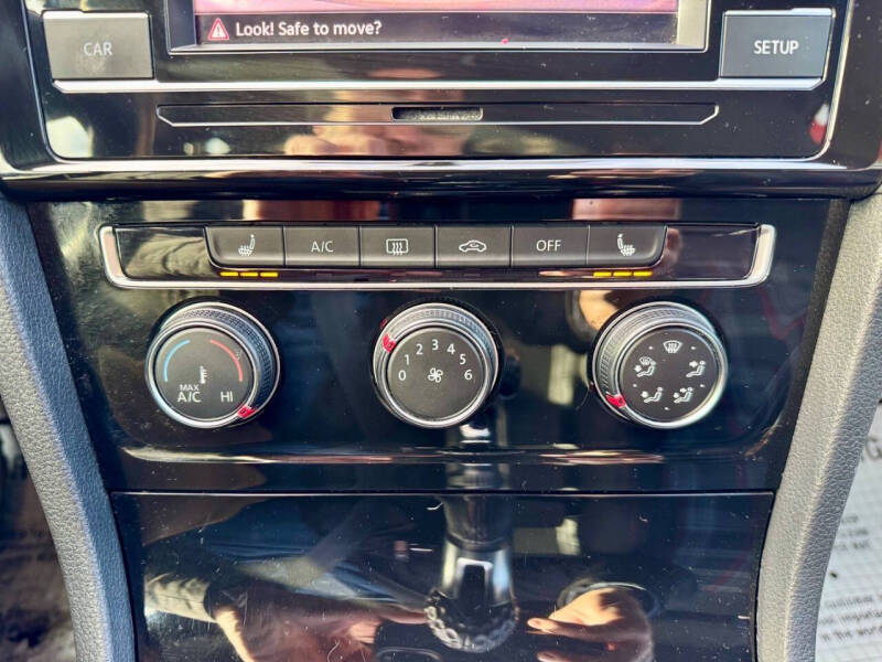 2018 Volkswagen Golf GTI S