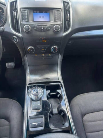 2019 Ford Edge SE