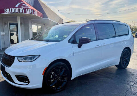 2025 Chrysler Pacifica Limited