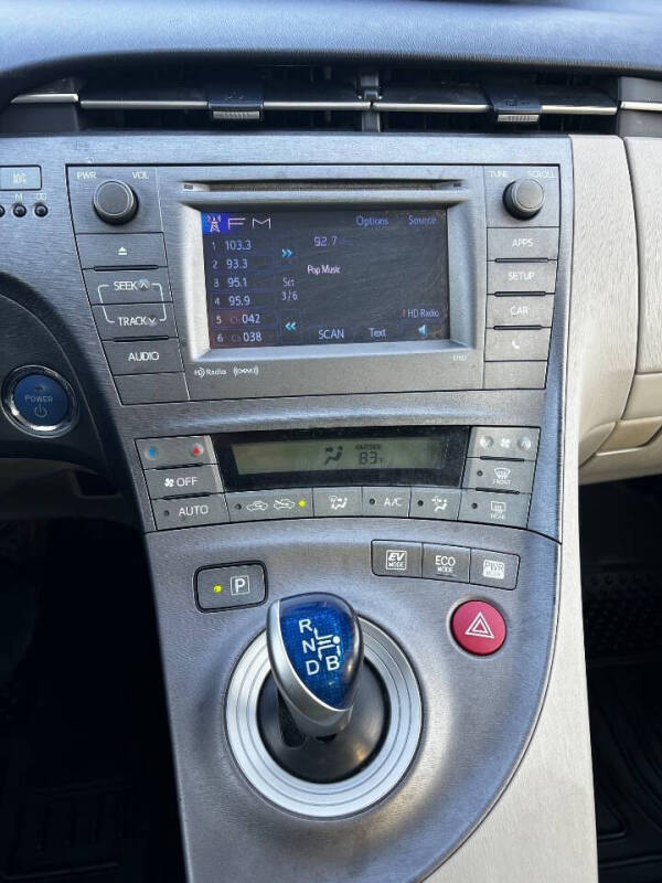 2013 Toyota Prius Three
