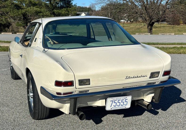 1963 Studebaker Avanti