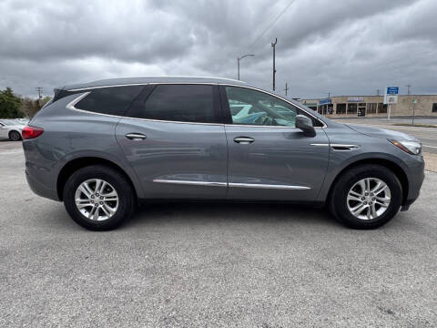 2020 Buick Enclave Essence