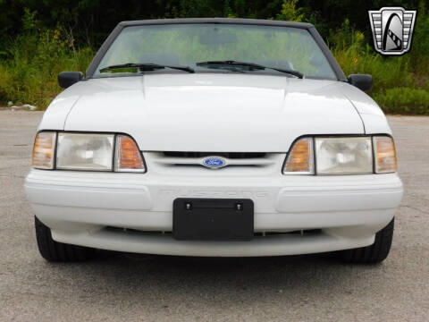 1990 Ford Mustang