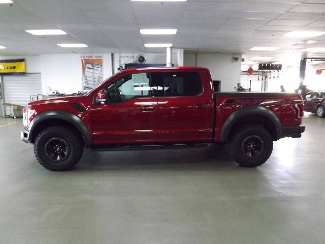 Used 2018 Ford F-150 Raptor with VIN 1FTFW1RG5JFD69983 for sale in Platteville, WI