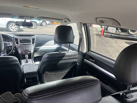 2012 Subaru Outback 2.5i Premium