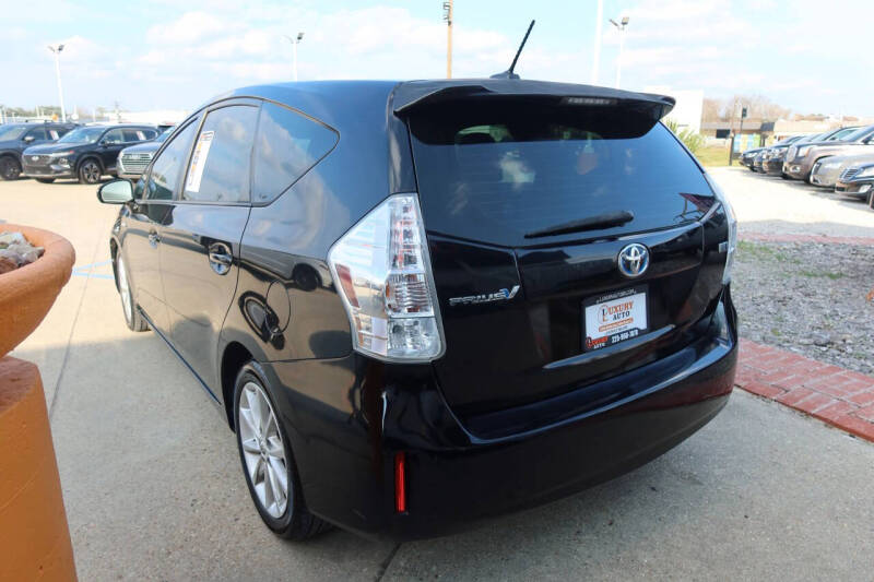 2012 Toyota Prius v