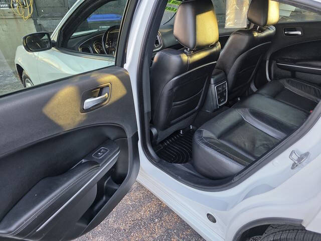 2020 Dodge Charger SXT