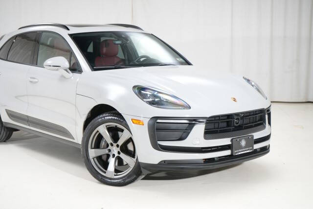 2023 Porsche Macan