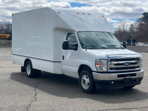 2027 Ford E-Series