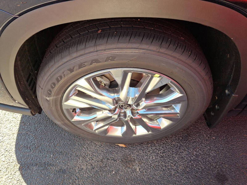 2025 Toyota Highlander Limited